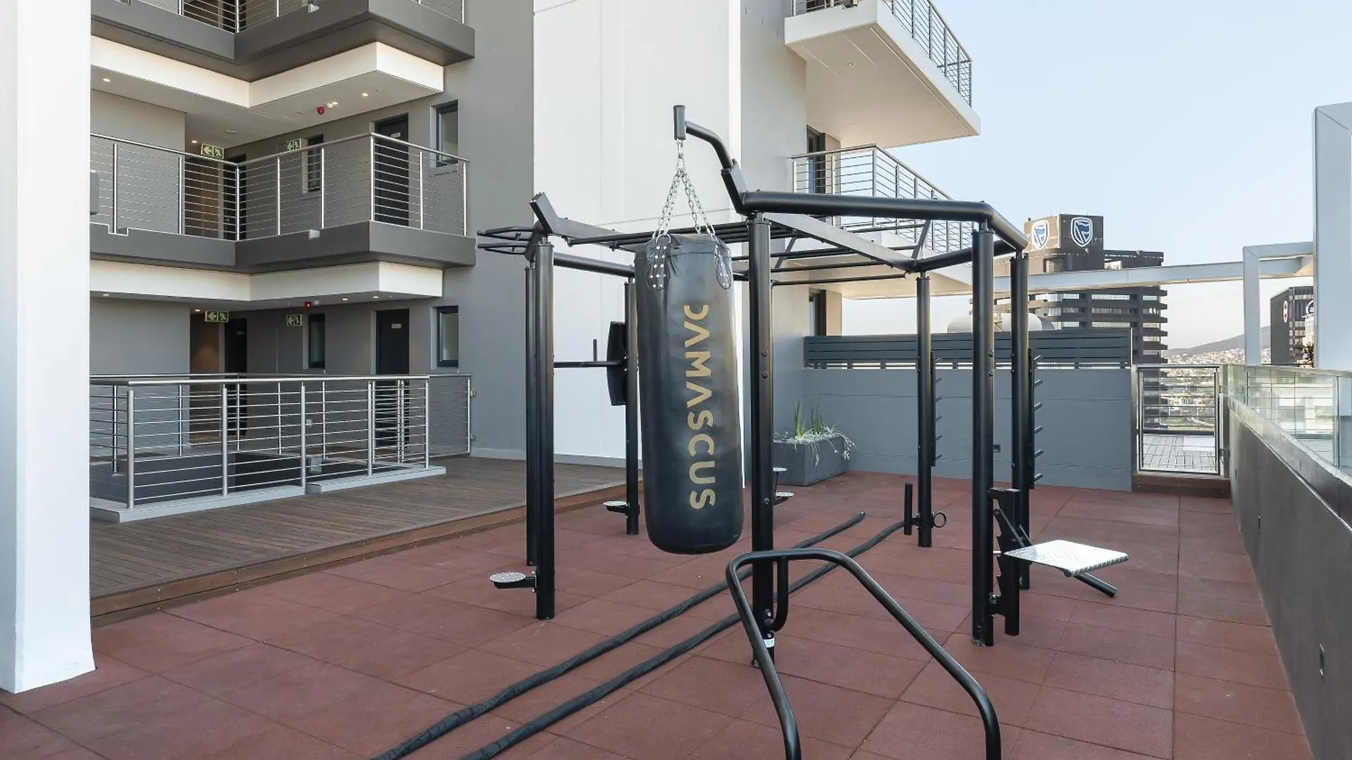 Highest Penthouse In City - Pool And Panoramic Views Cape Town Apartment